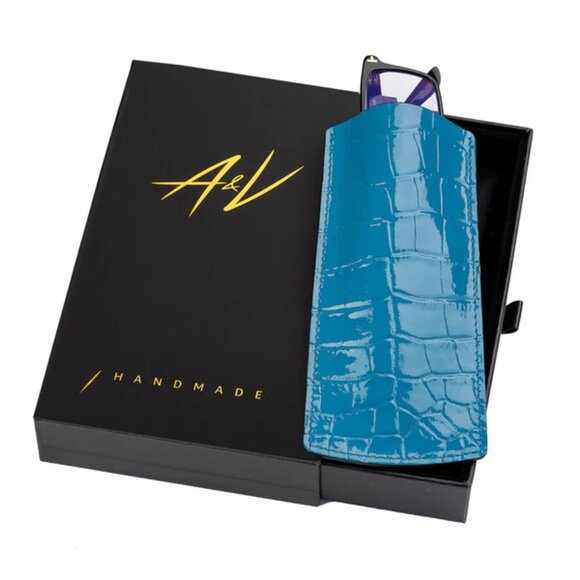 Calfskin Glasses Case – Alligator Effect, Luxury Feel - Blue Lagoon Color - Picture 2 of 3